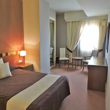 Hotell Yucas Atarfe