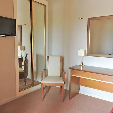 Yucas Hotel Atarfe